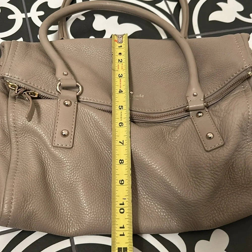 Kate Spade Cobble Hill Leslie Large Satchel Beige Leather Pebbled